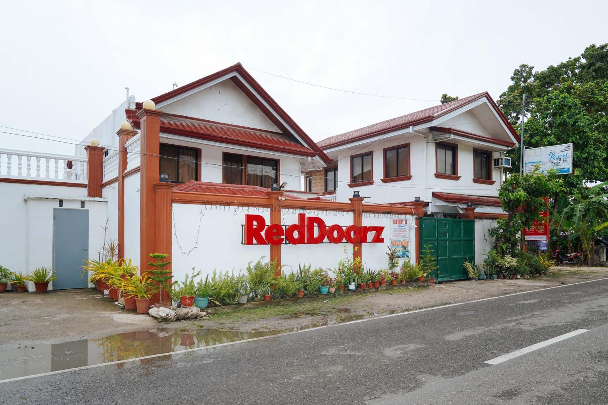 Reddoorz Plus At Billy'S Resort Oslob Exterior photo