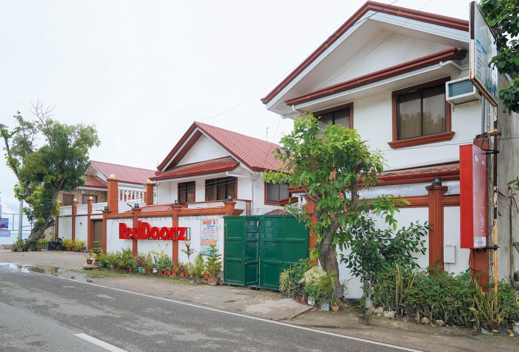 Reddoorz Plus At Billy'S Resort Oslob Exterior photo